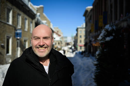 Niklas Holmgren, expertkommentator på Viaplay