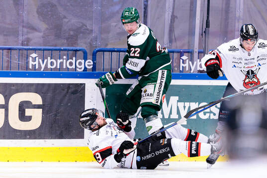 Nybros Eero Savilahti och Tingsryds Oliver Bohm