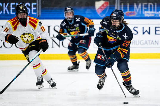 Brynäs Matilda Österman och Djurgårdens Tereza Plosova