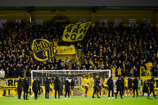 Elfsborgs spelare tackar publiken