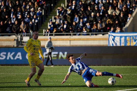 IK Oddevolds Adam Engelbrektsson och IFK Göteborgs Tobias