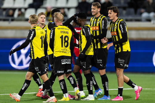 Häckens Abdoulaye Faye jublar efter 3-0