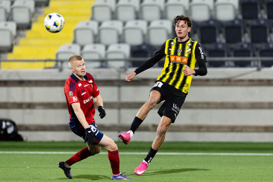 Östers Axel Lindahl och Häckens Silas Andersen