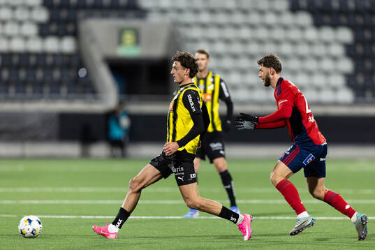 Häckens Silas Andersen och Östers Alibek Aliev