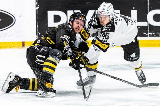 AIKs Jordan Bellerive och Västerås Svante Sjödin