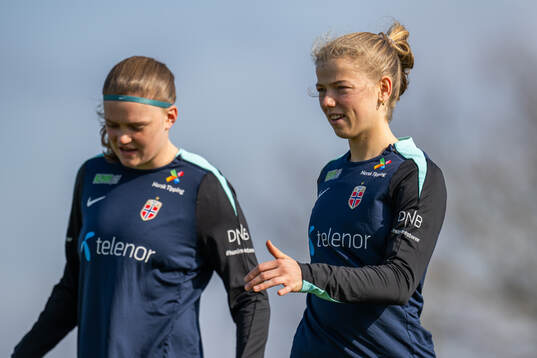 Signe Gaupset and Justine Kielland of the Norwegian women's