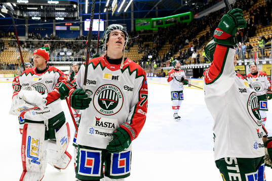 Frölundas David Edstrom jublar