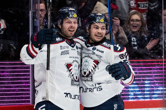 Linköpings Christoffer Ehn jublar med Ty Rattie