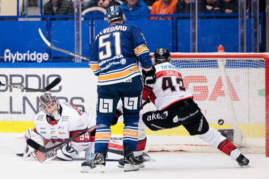 Växjös Emil Sylvegård gör mål 6-1 bakom Malmö