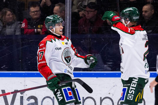 Frölundas Isac Born jublar