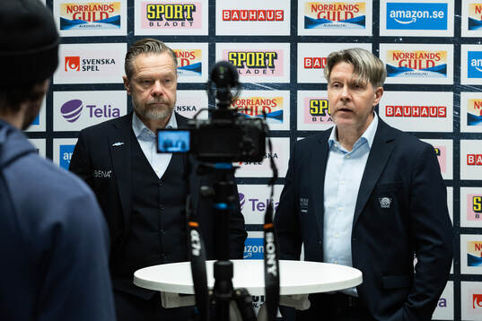 Växjös assisterande tränare Fredrik Hellgren och