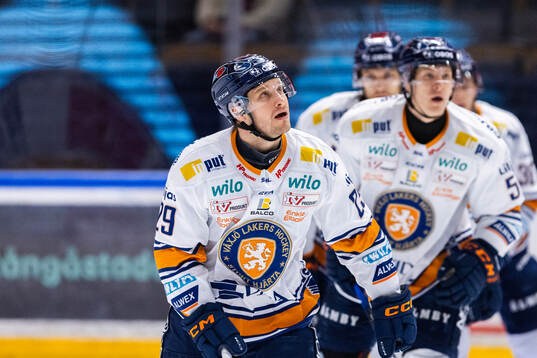 Växjös Sebastian Strandberg jublar