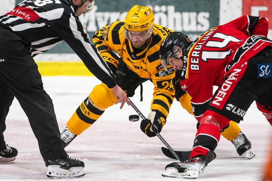 Skellefteås Oscar Lindberg och Luleås Jonas Berglund