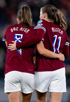 Vilde Bøe Risa and Guro Reiten of Norway celebrate after 2-1