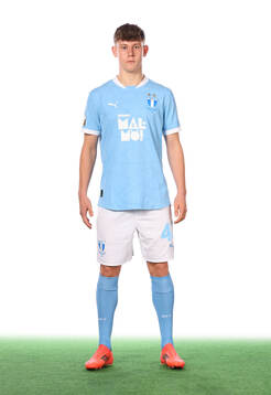 Malmö FFs Viggo Jeppsson poserar för ett porträtt den 27 februari 2025 i Malmö.