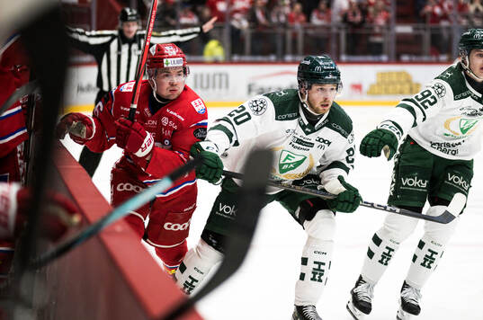 Färjestads Marcus Westfält och Timrås Lukas Pilö