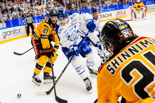 Luleås Oskari Laaksonen och Leksands Patrik Zackrisson