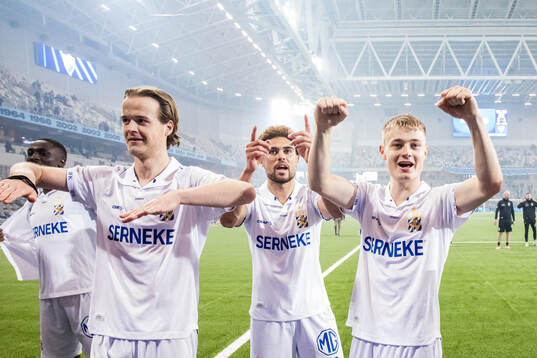 IFK Göteborgs August Erlingmark, Thomas Santos och David Kruse jublar