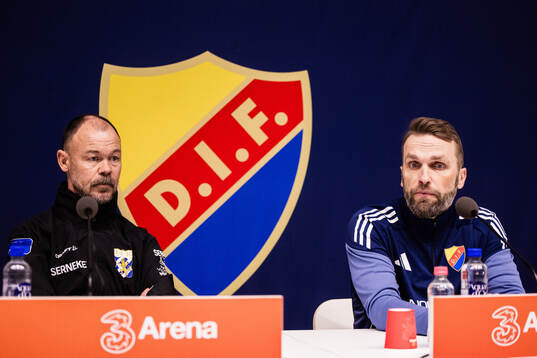 IFK Göteborgs assisterande tränare Joachim Björklund och Djurgårdens tränare Jani Honkavaara 