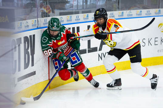 Frölundas Sydney Brodt och Brynäs Mina Waxin