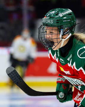 Frölundas Ella Hellman jublar