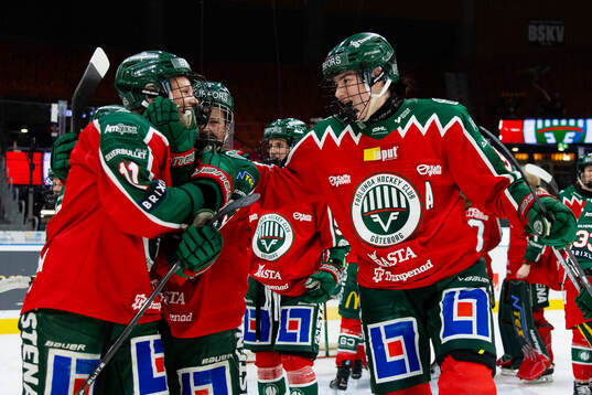 Frölundas Ella Hellman, Edit Danielsson och Alva Johnsson