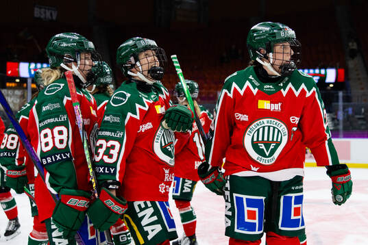 Frölundas Sydney Brodt, Michelle Karvinen och Hanna Olsson