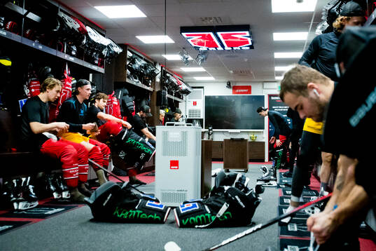 Örebros Robert Leino och Peetro Seppälä i Örebros