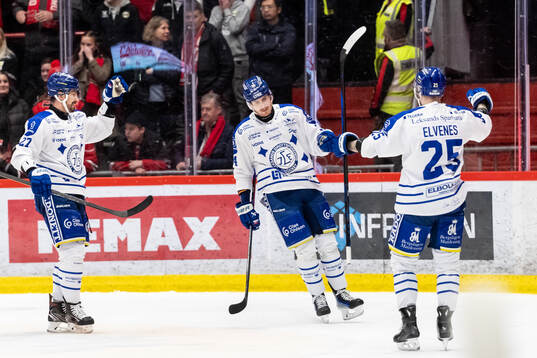 Leksands Peter Cehlarik jublar