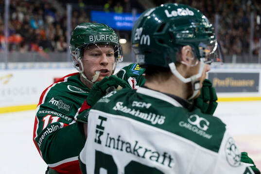 Frölundas Oskar Wahlberg och Färjestads Marcus Westfält