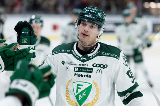 Färjestads Marian Studenic jublar