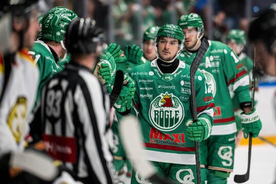 Rögles Brady Ferguson jublar