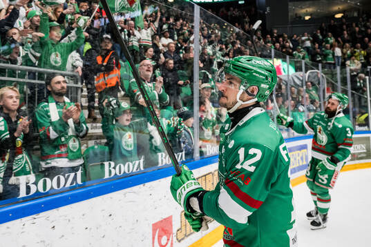 Rögles Brady Ferguson jublar