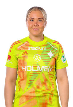 IFK Norrköpings målvakt Sofia Hjern poserar för ett porträtt den 6 mars 2025 i Norrköping.