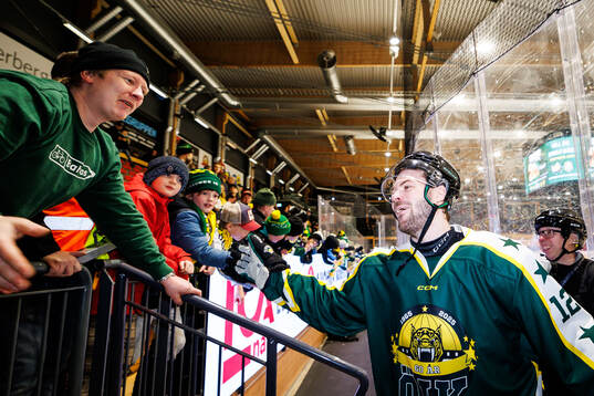 Östersunds Emil Molin jublar