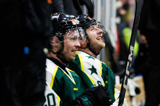 Östersunds Sebastian Fakt  jublar