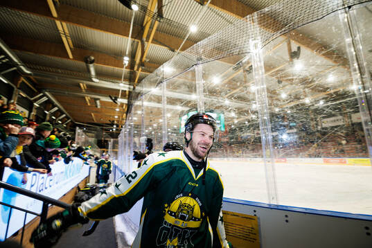 Östersunds Emil Molin jublar