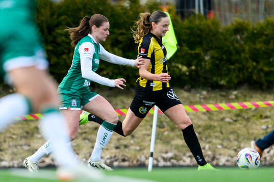 Alingsås Ina Österlind och Hammarbys Vilde Hasund