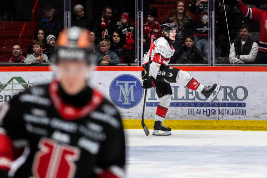 Malmö Redhawks Johan Olofsson jublar