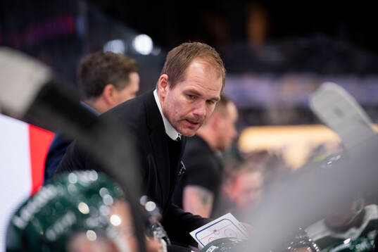 Färjestads tränare Thomas Mitell