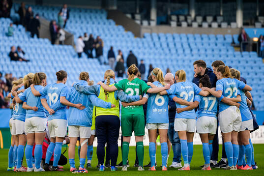 Malmö FFs spelare samlas