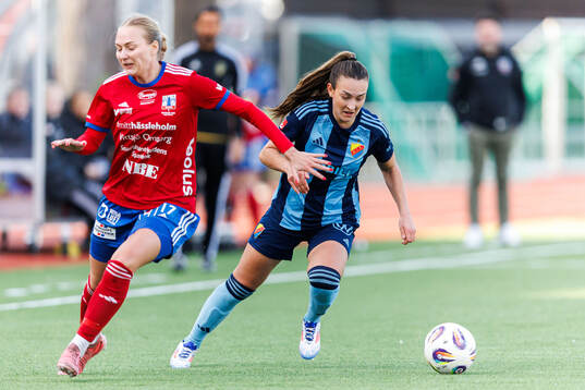 Vittsjös Alexandra Benediktsson och Djurgårdens Lucia Duras