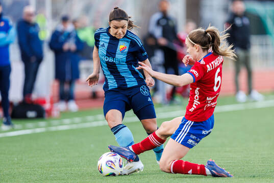 Djurgårdens Alexsandra Lobanova och Vittsjös Amanda