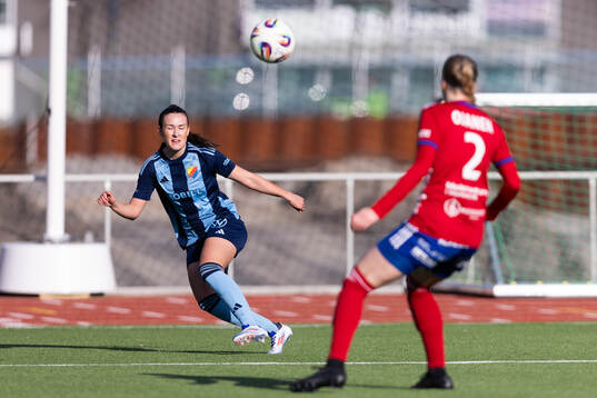 Djurgårdens Lucia Duras och Vittsjös Sanni Ojanen