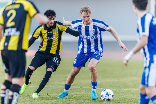 Hammarbys Montader Madjed  och IFK Göteborgs Max Fenger