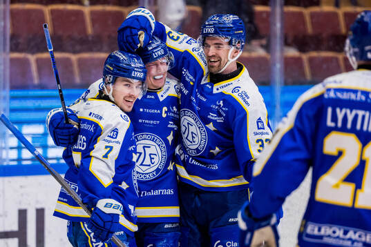 Leksands Patrik Zackrisson jublar