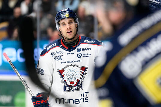 Linköpings Patrick Russell jublar