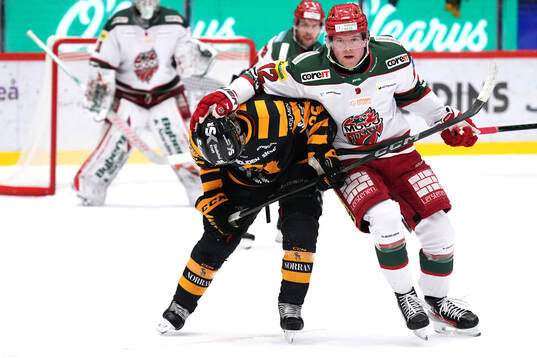 Skellefteås Anton Heikkinen och Modos Oscar Pettersson