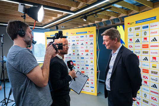 Jon Dahl Tomasson, Head coach of the Swedish men's national football team