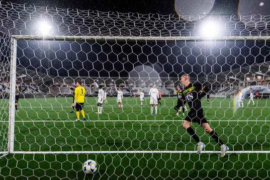 GAIS Lucas Hedlund jublar